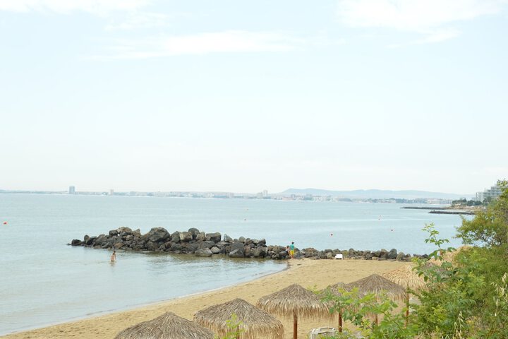 Beach 22 of 27