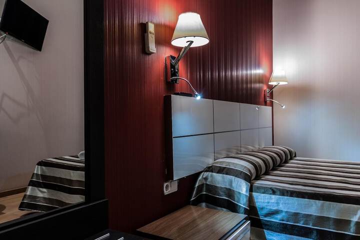 Room 26 of 52