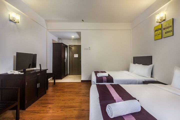 Room 4 of 29