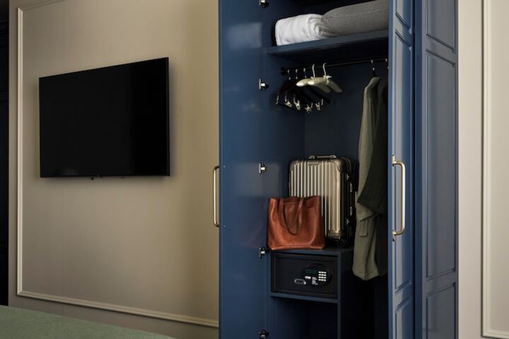 Room 87 of 190