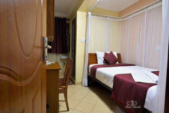 Room 18 of 44
