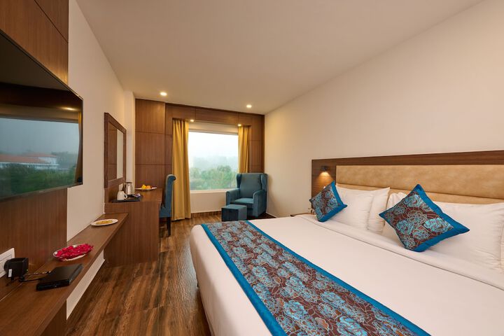 Room 8 of 20