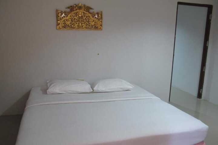 Room 22 of 32