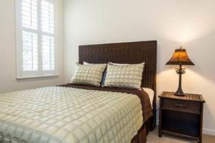Room 4 of 14