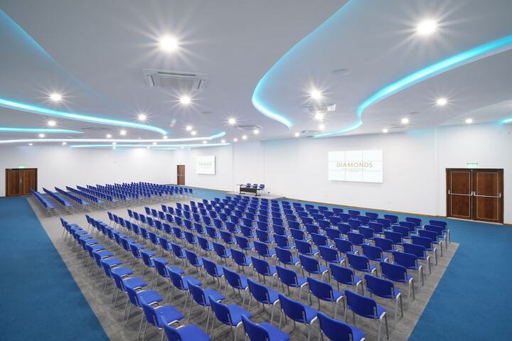 Business Center 107 of 136
