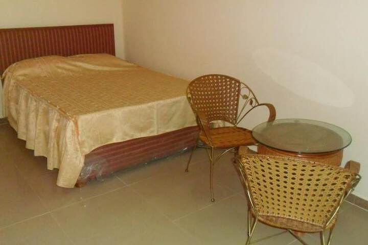 Room 3 of 11