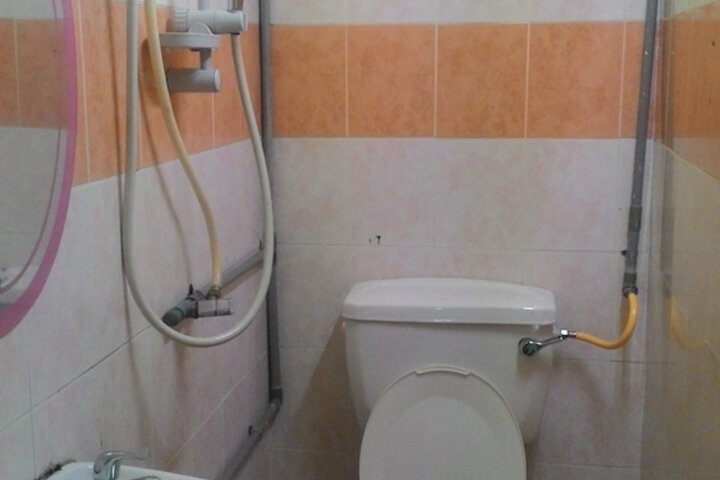 Room 15 of 30