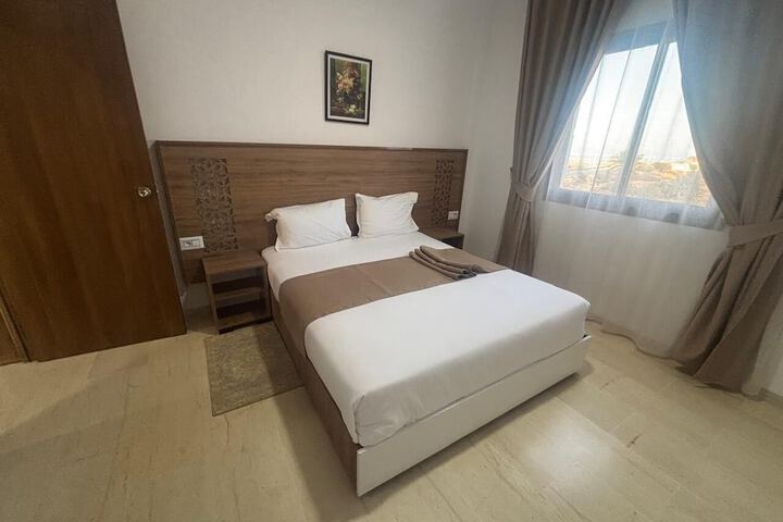 Room 25 of 68