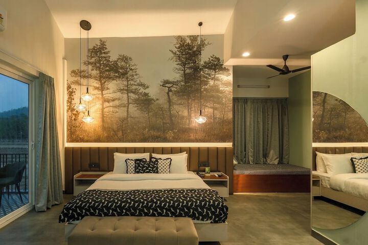 Room 15 of 60
