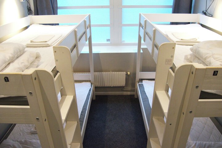Room 79 of 128