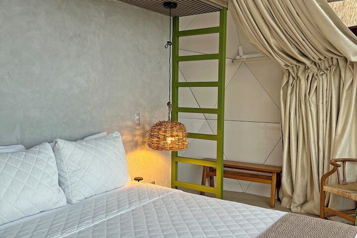 Room 18 of 89