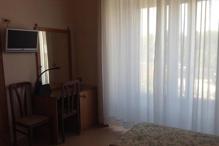 Room 19 of 57