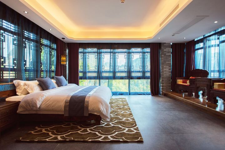 Room 45 of 111