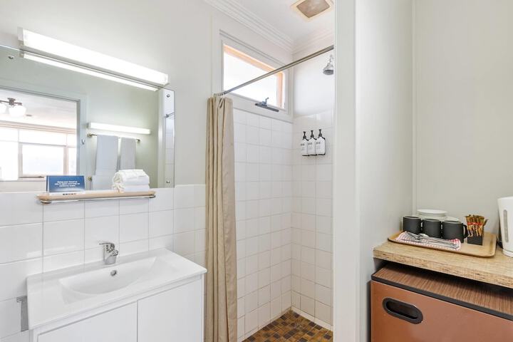 Room 10 of 55