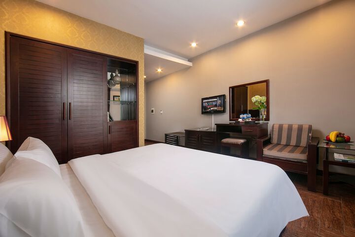 Room 15 of 41