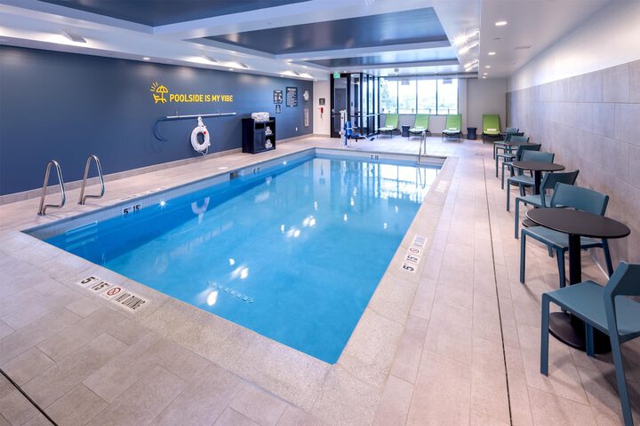 Pool 25 of 52