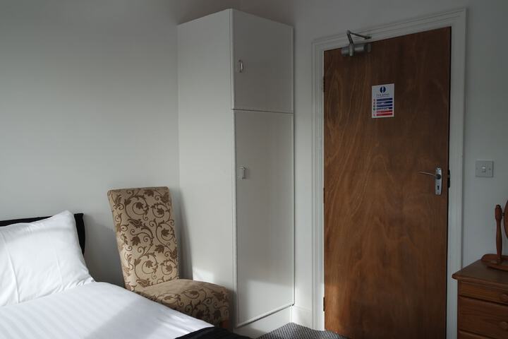 Room 55 of 160