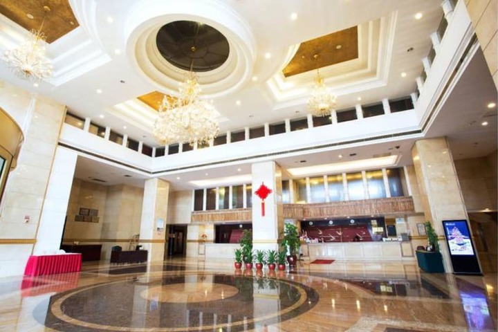 Hotel Lobby