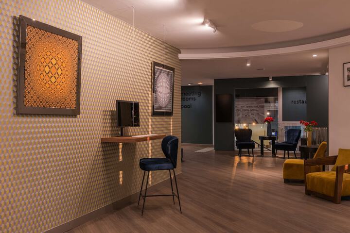 Lobby Entry