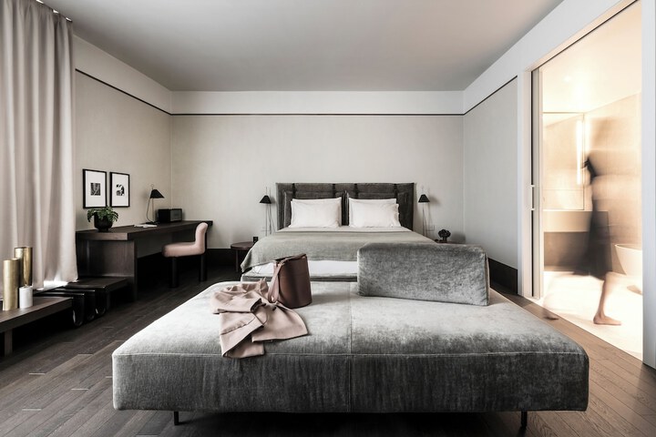 Room 40 of 91