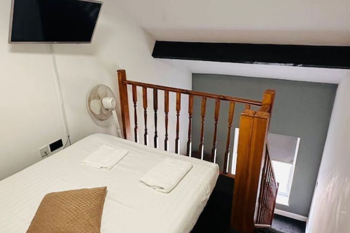 Room 18 of 57