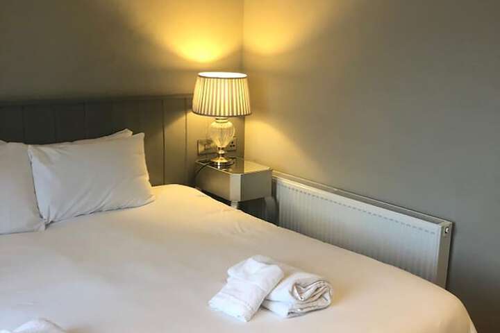 Room 10 of 35