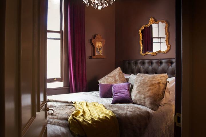 Room 5 of 54