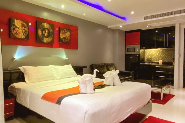 Private kitchenette