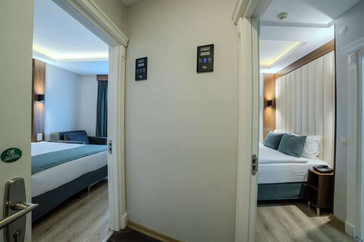 Room 11 of 70
