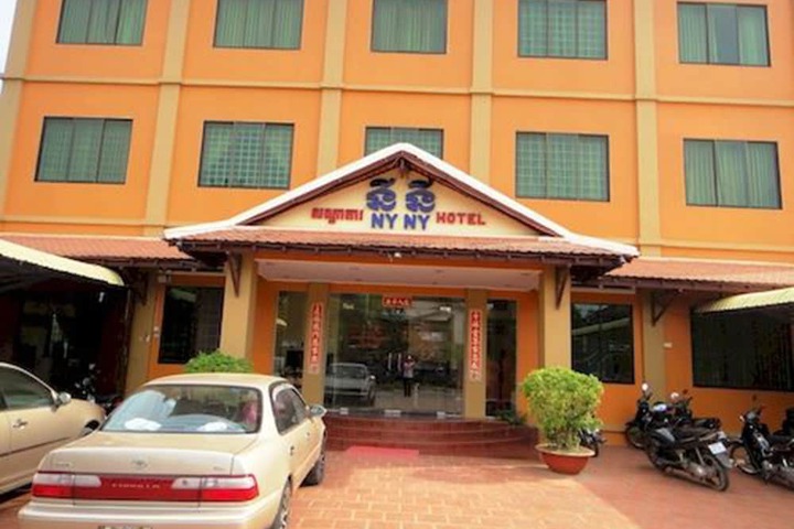 Hotel 2 of 47