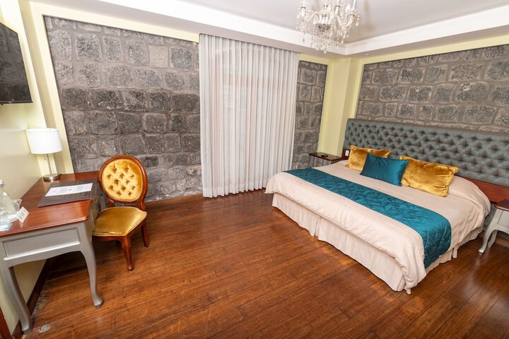 Room 23 of 68