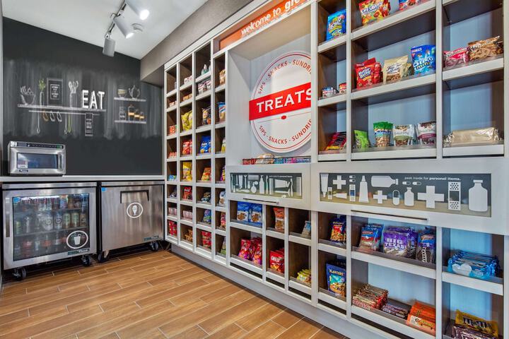 Snack bar