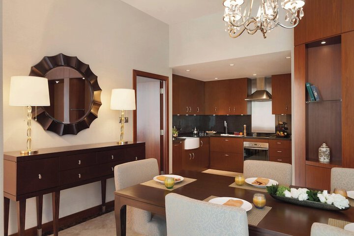 Room 9 of 218