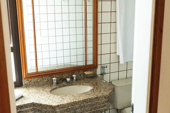 Clean Restrooms