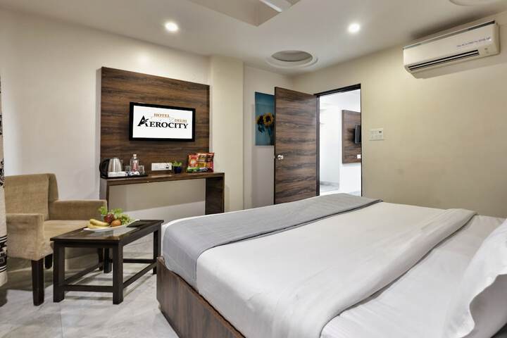 Room 41 of 74