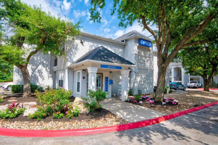 Image of Extended Stays by Silver Key Austin Midtown