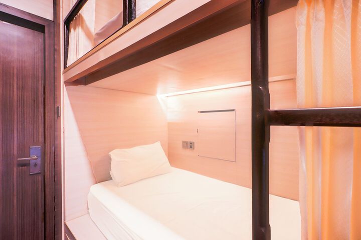 Room 19 of 36