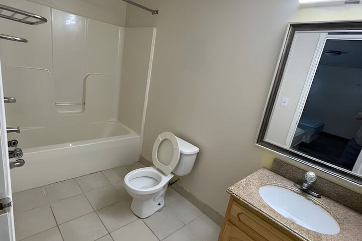 Standard Room, King or Two Doubles (6 of 14)