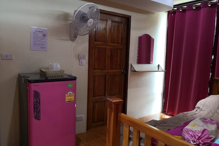 Room 28 of 52