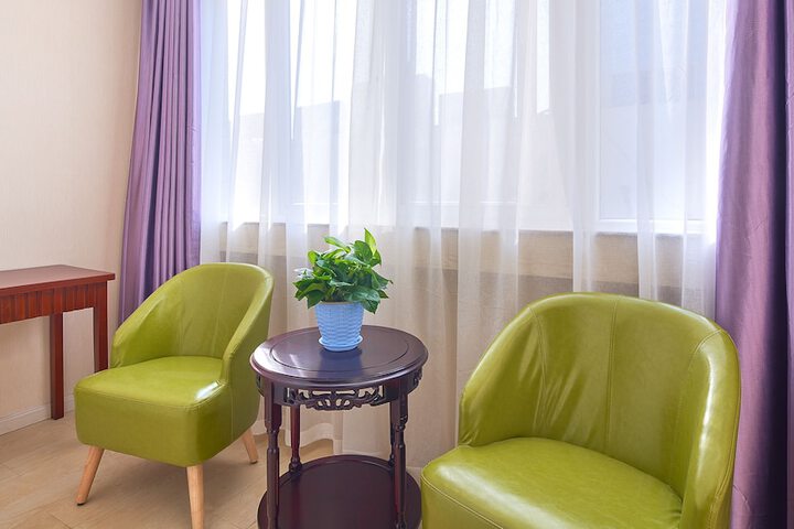 Room 44 of 60
