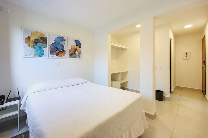 Room 48 of 132