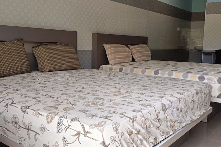 Room 14 of 35