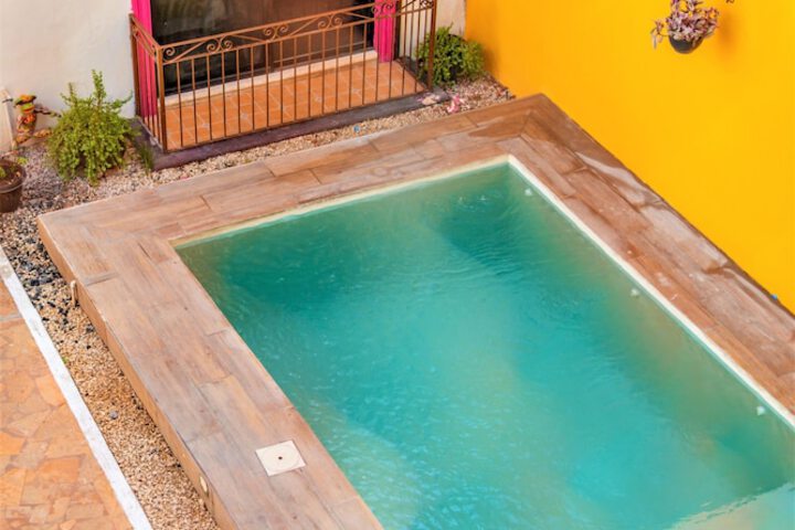 Hotel with Pool