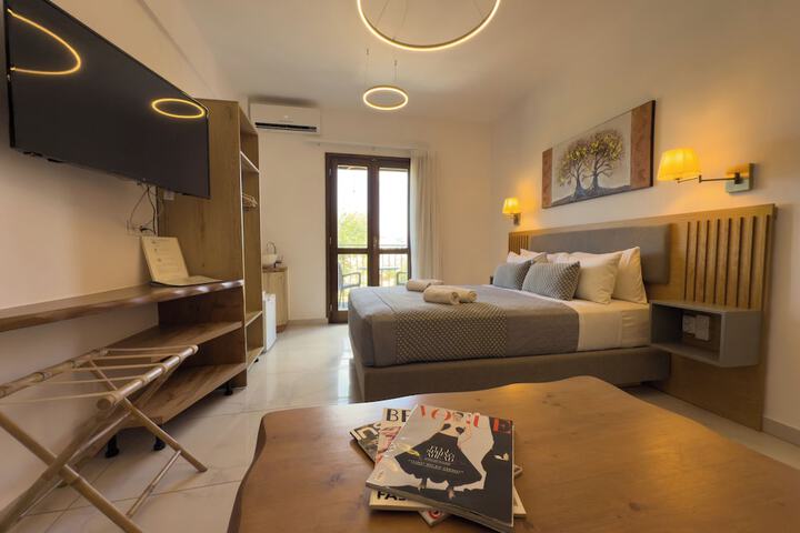 Room 76 of 132