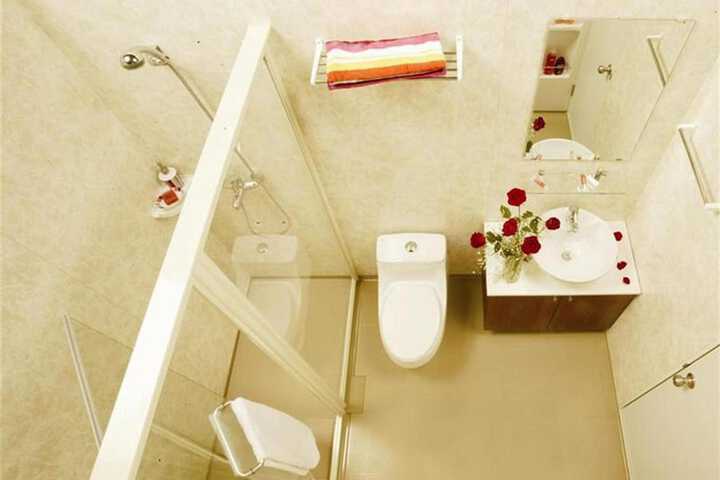 Clean Restrooms