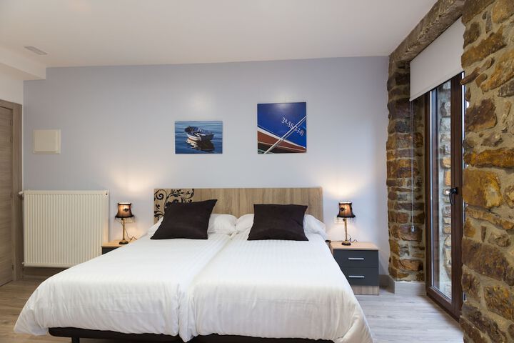 Room 3 of 50
