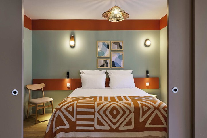 Room 21 of 62