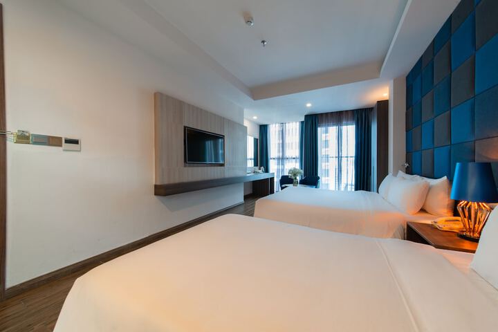 Room 20 of 130