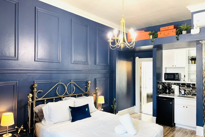 Room 72 of 181