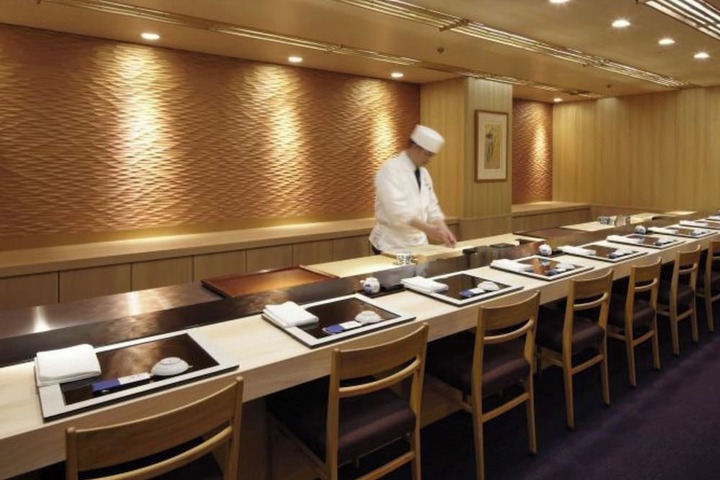 Dining 186 of 239
